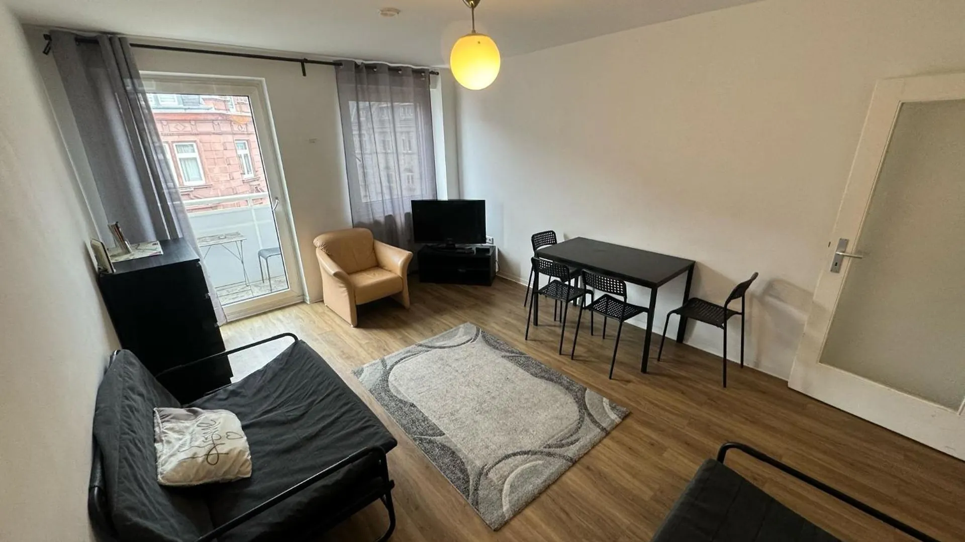 Juno Apartment 美因河畔法兰克福
